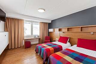 Отель Break Sokos Hotel Tahko Тахковуори Улучшенный двухместный номер с 2 отдельными кроватями и сауной-5